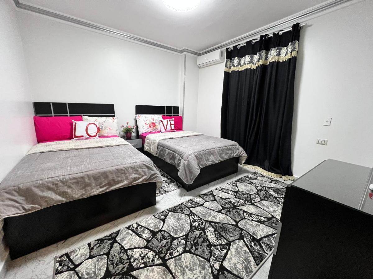 Hi Pyramids Apartment ไคโร ภายนอก รูปภาพ